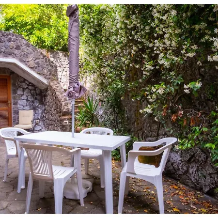 Talia Sweet Oda ve Kahvaltı